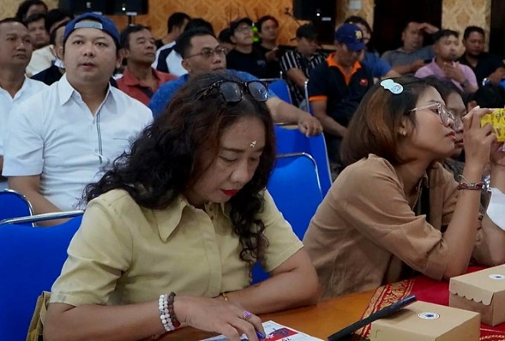 Bimtek Tingkatkan Kapasitas KPPS Banjar Pegending, Siap Laksanakan Pilkada Serentak 2024 Dengan Baik